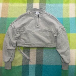 Gymshark quarter zip cropped pullover top